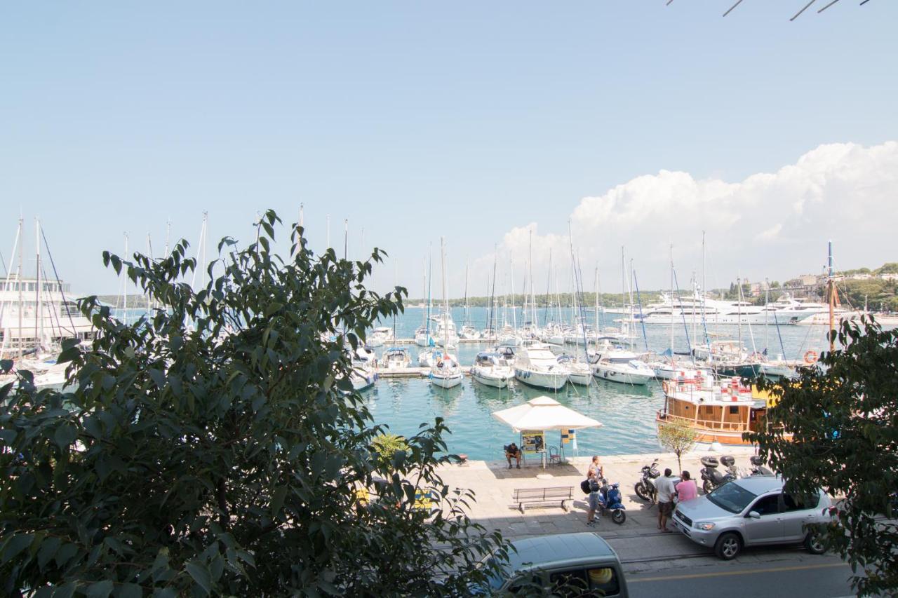 Harbour-Apartment With Sea View And Parking Spot Pula Exterior foto