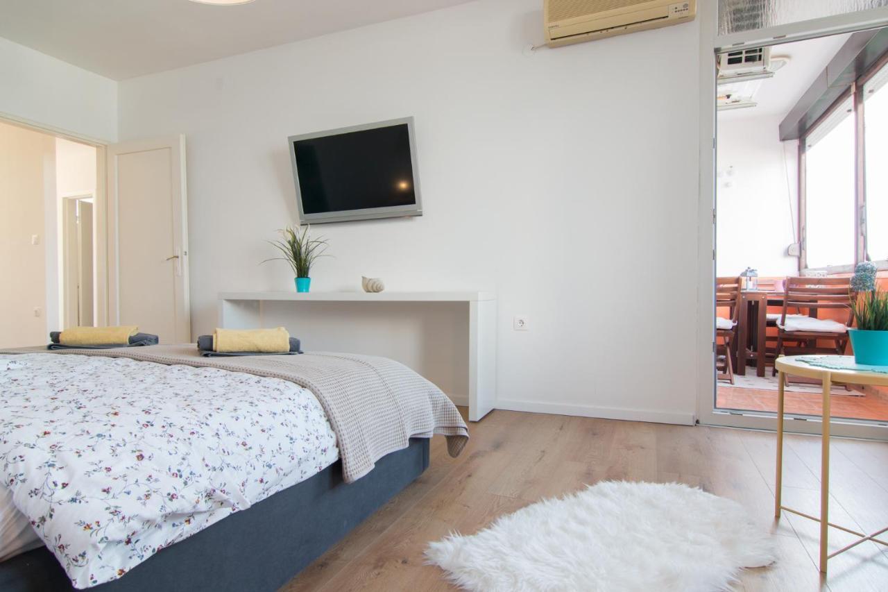 Harbour-Apartment With Sea View And Parking Spot Pula Exterior foto